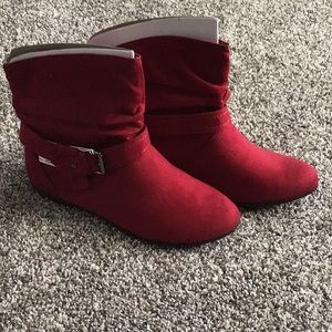 Red booties